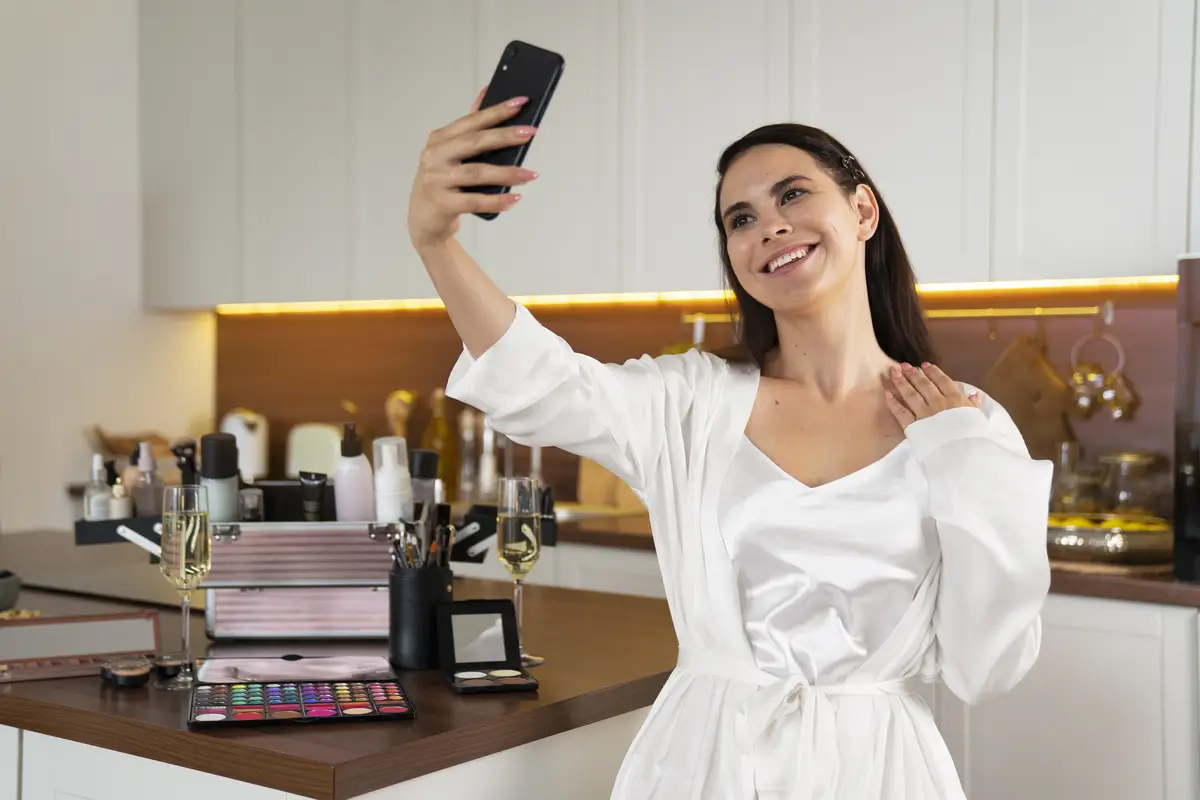Medium shot smiley bride taking selfie