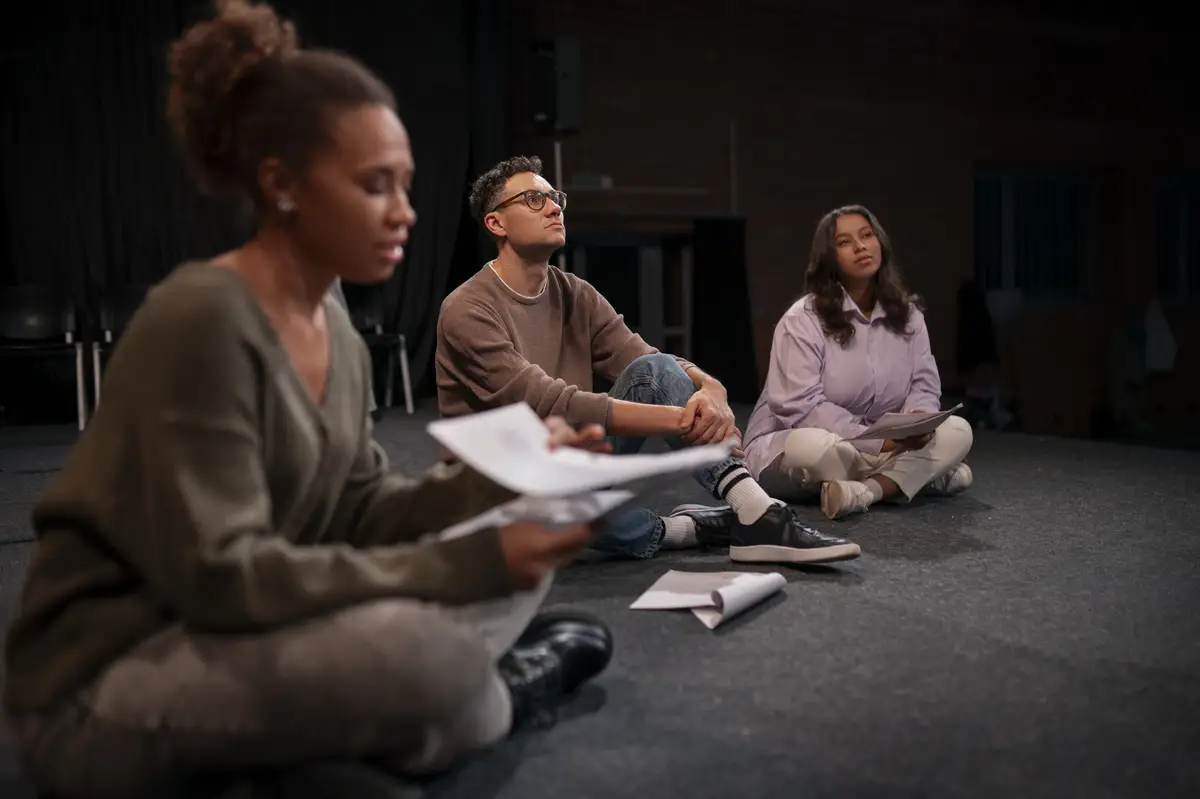 Different moments of theater class