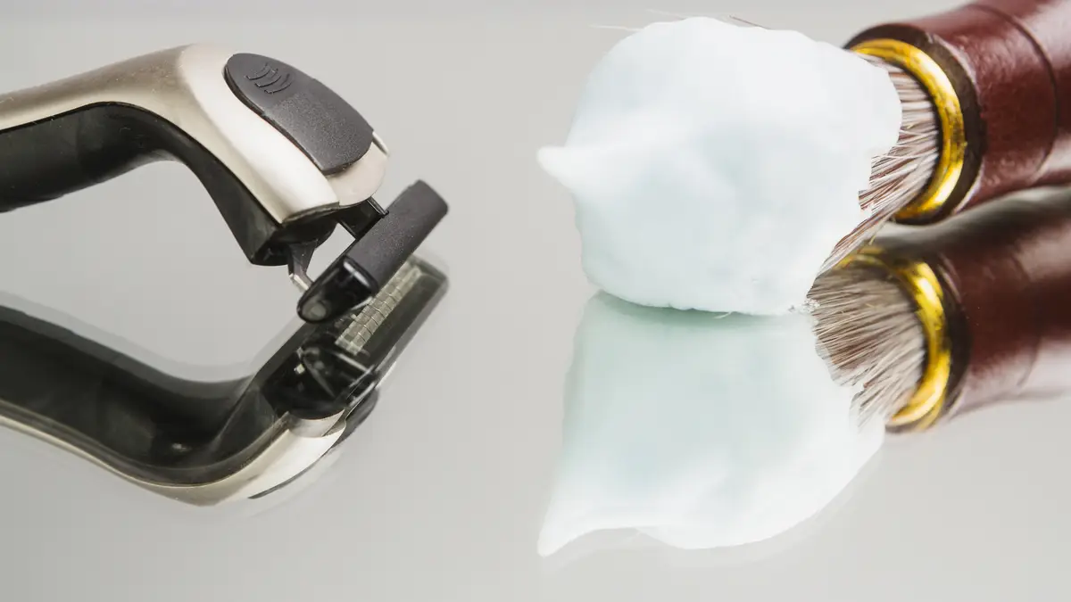 Composition of shaving objects