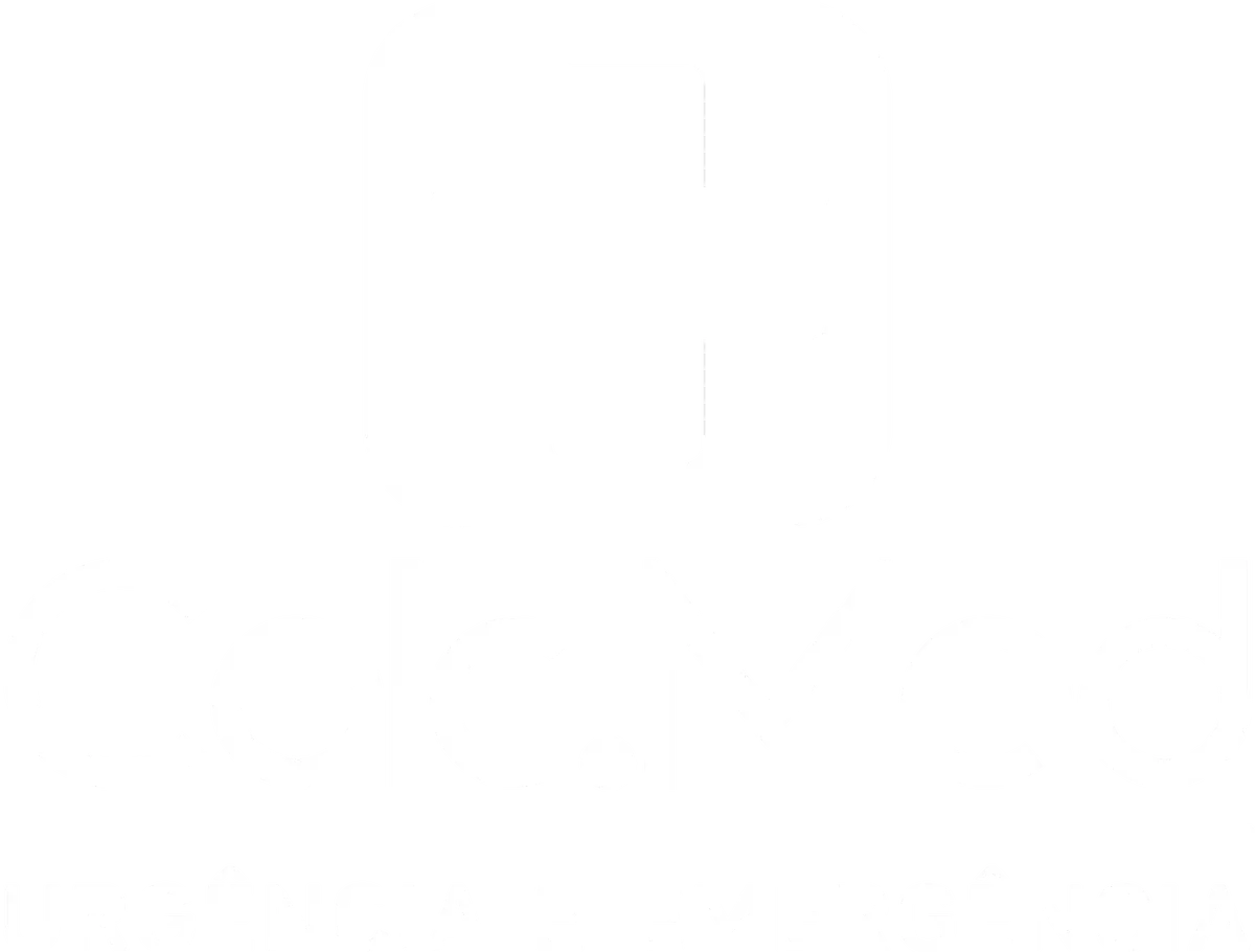 Logotipo da plataforma médica CalcMed com fundo preto e elementos brancos