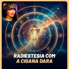 Lanterna iluminada com símbolos astrológicos ao fundo e retrato de mulher cigana